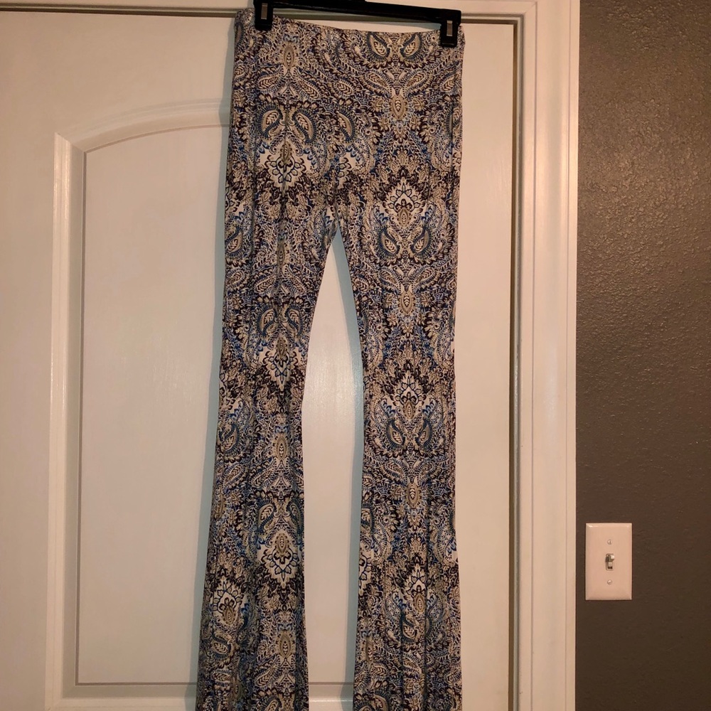 Women’s Patterned Bell Bottom Pants